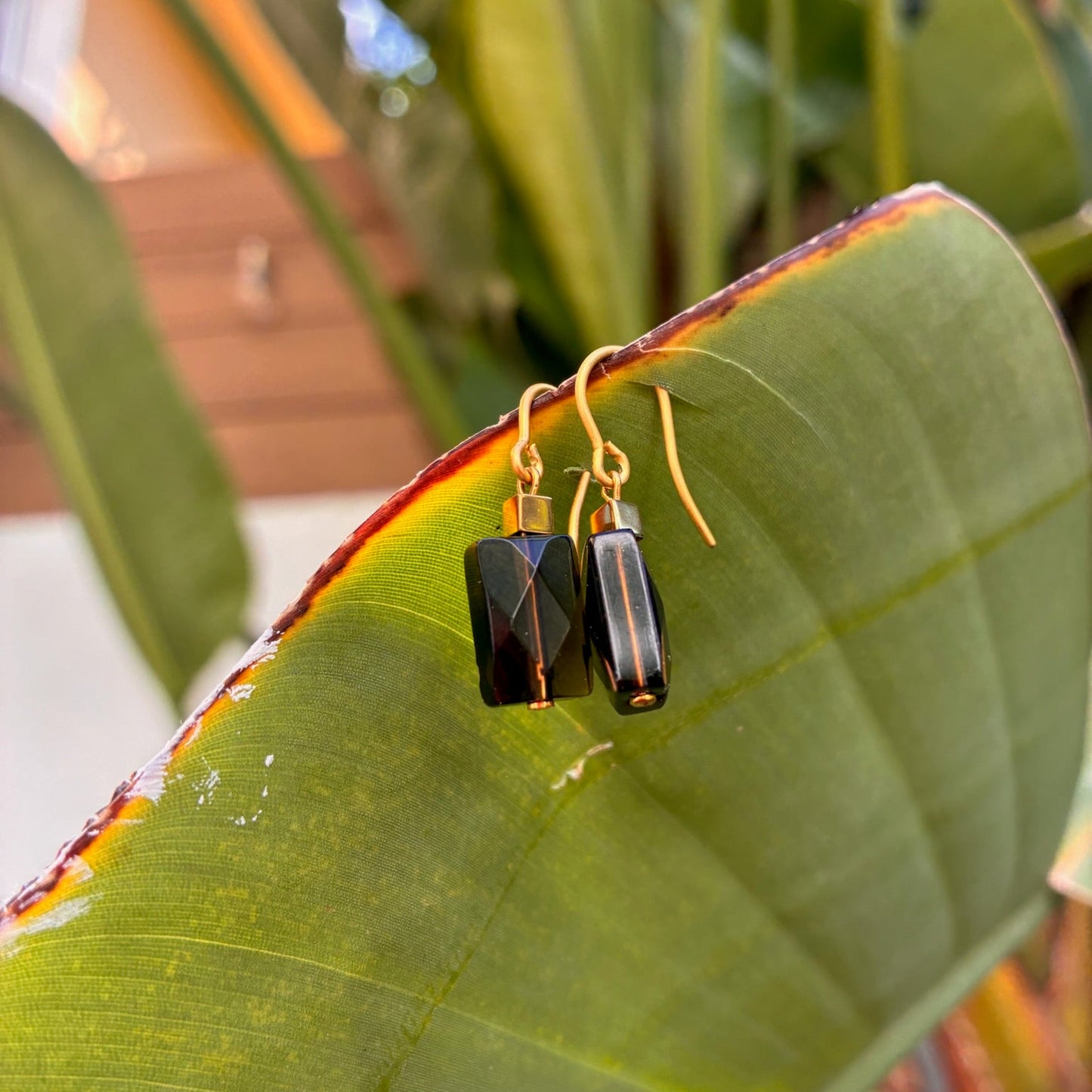 Arracada de ganxo amb pedra